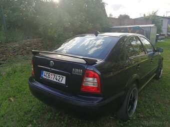 Černá Škoda Octavia 1 ABT (Sleeper do 200koni) - 4