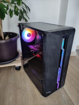 PC Core i3, Radeon Vega56 8 GB, 16 GB RAM, SSD - 4