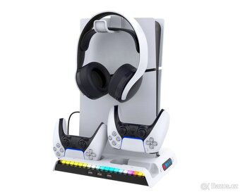 MULTIFUNKČNÍ NABÍJECÍ RGB STOJAN S CHLAZENÍM PRO PS5 SLIM - 4