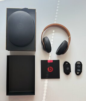 Beats Studio3 Wireless Midnight Black - zánovní sluchátka - 4