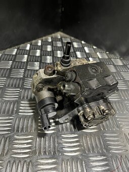 //Vstřikovací Čerpadlo Kia 2.5CRDi Bosch // - 4