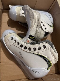 Brankařske brusle veľkosť 3,5 UK - 4