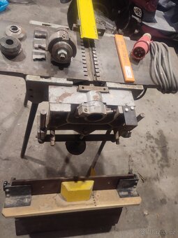 Srovnávací frézka KDR 250S s přídavným zařízením - 4