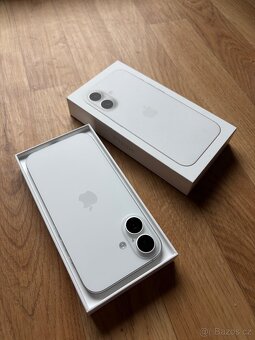 Apple iPhone 16 128GB bílý - 4