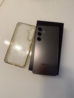 Samsung galaxy S24+ - 4