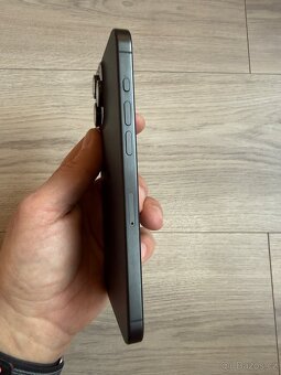 Apple iPhone 15 Pro Max 256GB Black Titanium - 4