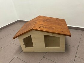 Dřevěná boudička pro psy/kočky - 4