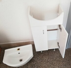 Koupelnová skříňka s umyvadlem Keramia Pro - 4