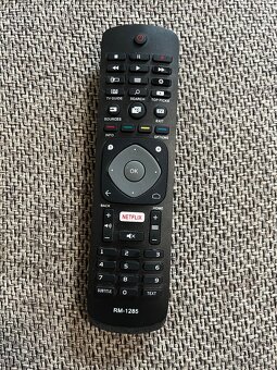 Philips Ultratenký 4K UHD LED televizor Smart 43PUS6523/12 - 4