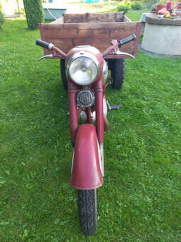 Rykša Jawa 250 - 4