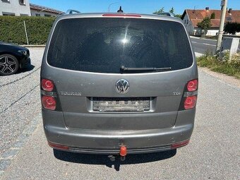 VW TOURAN 1,9 TDi RV 2010, NAFTA 77 KW 6 KVALT S TAŽNÝM - 4