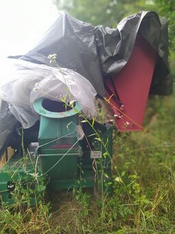Šnekový štěpkovač Bystroň Barakuda - za traktor PTO540 - 4