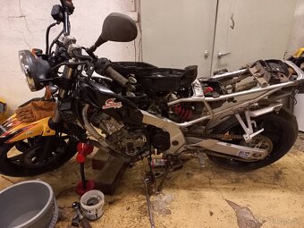 Honda CBR 600F na díly vcelku - 4