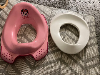 2xdětské WC prkénko, nočník a stupátko ikea - 4