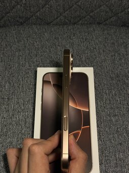 iPhone 16 Pro Max 512GB. Ideálni stav - 4