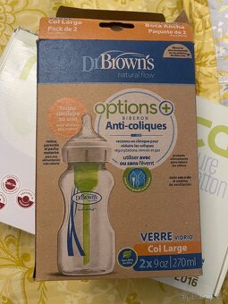 Elektrická odsávačka a skleněná láhev Dr Brown - 4