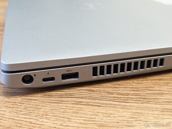 Dell Latitude 5511, i5-10400H, 256GB SSD, 8GB RAM - 4