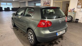 VW Golf 5 1.4 MPI - 4