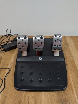 Volant Logitech G923 - 4