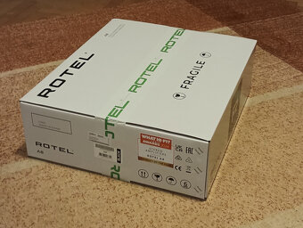 NOVÝ STEREO ZESILOVAČ ROTEL A8 - 4