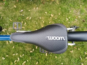 Woom 6 (26") lehké kolo, orig. blatníky a stojánek - 4