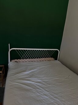 postel IKEA Nesttun – rám + rošt - 4