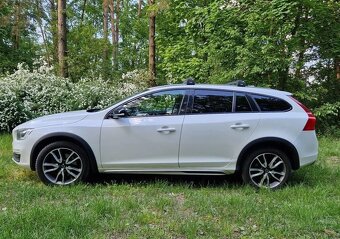 Volvo V60 D4 4AWD Drive-E Summum 4x4 - 4