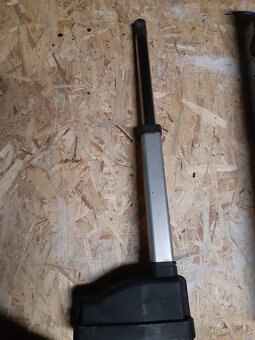 Pístnice elektrohydraulická - 4