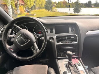 Audi Q7 3,0 - 4