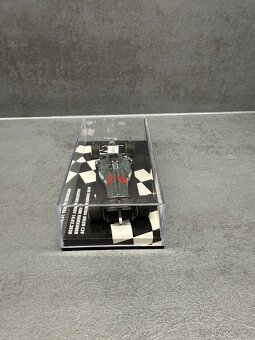 Model F1 Kimi Räikkönen - 4