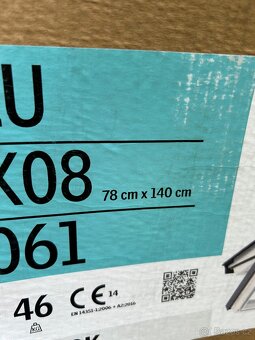 Střešní okno Velux s rámem a příslušenstvím - 4