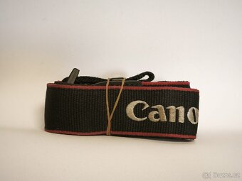 Canon 200D a základní příslušenství - 4