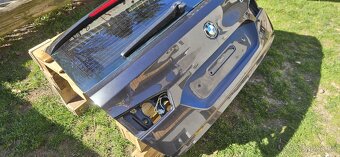 Bmw F11 5 dveře, víko kufru - 4
