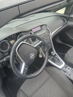 Opel cascada 1,4 - 4
