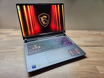 RTX 5070 Ti 12GB_MSI VECTOR 16 HX AI_U7-255HX_16GB_240HZ - 4
