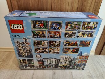 LEGO® Creator Expert 10255 Shromáždění na náměstí - 4