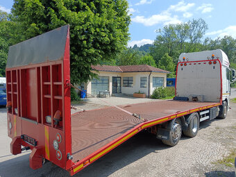 DAF XF 105.460 PŘEPRAVNÍK STROJŮ A VOZIDEL -14 T - - 4