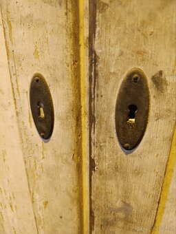 Šatní skříň - 4