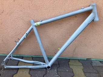 RÁMY NA KOLA 26 A 28 PALCŮ - 4