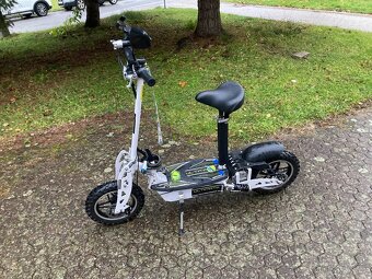 Elektrokoloběžka Ultimate CSB Captain 1000 W bílá - 4