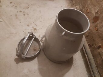 Hliníková konev na mléko 25 nebo 30 l - 4