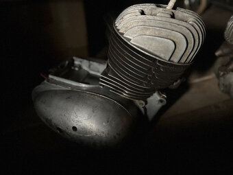 motory CZ 125/150/250 plus díly - 4