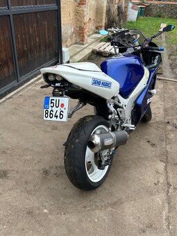 Suzuki gsxr srad 600 - 4