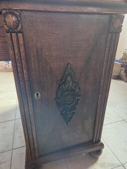 Starožitný psací stůl - 4