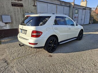 Mercedes Benz ML Grand Edition 350CDi - 4