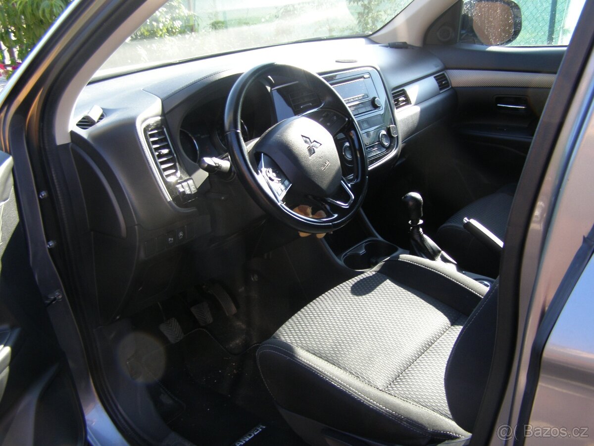 Outlander 2.2 DI-D - 5