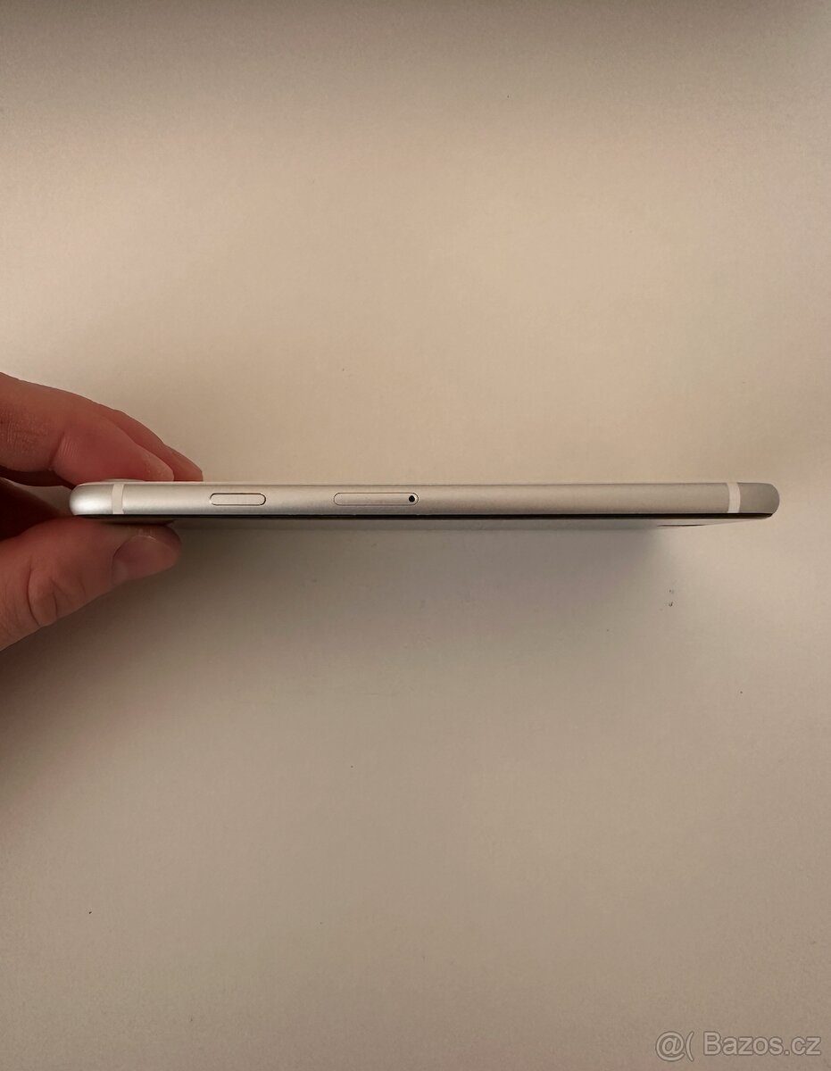 Apple iPhone SE 2020, 64 GB, Bílý – SUPER STAV - 5