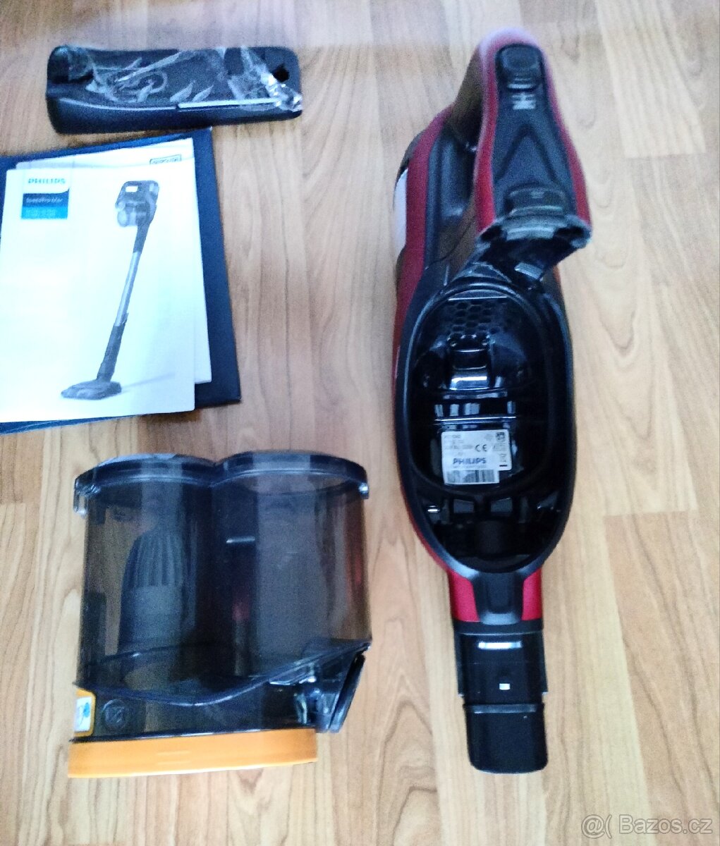 AKU Vysavač Philips XC 7042/1 - 5