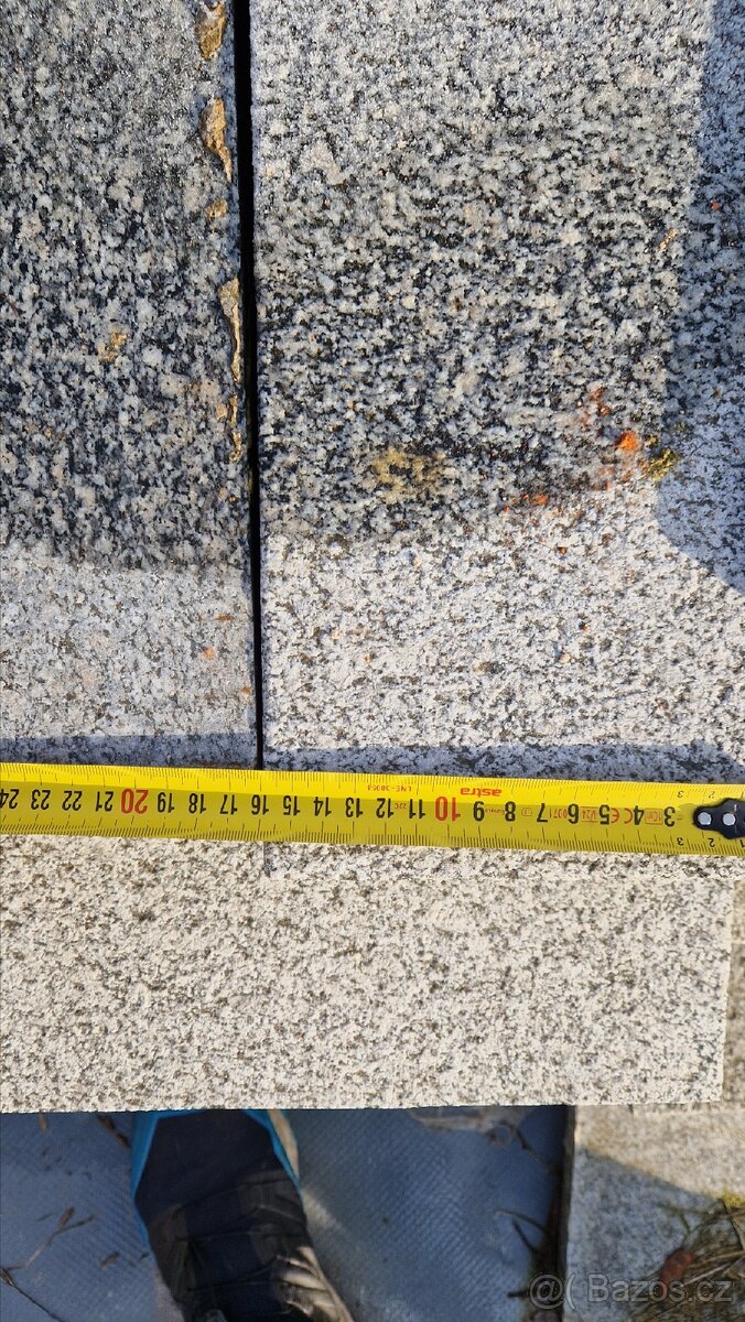 Zbytky kamenné dlažby - 5