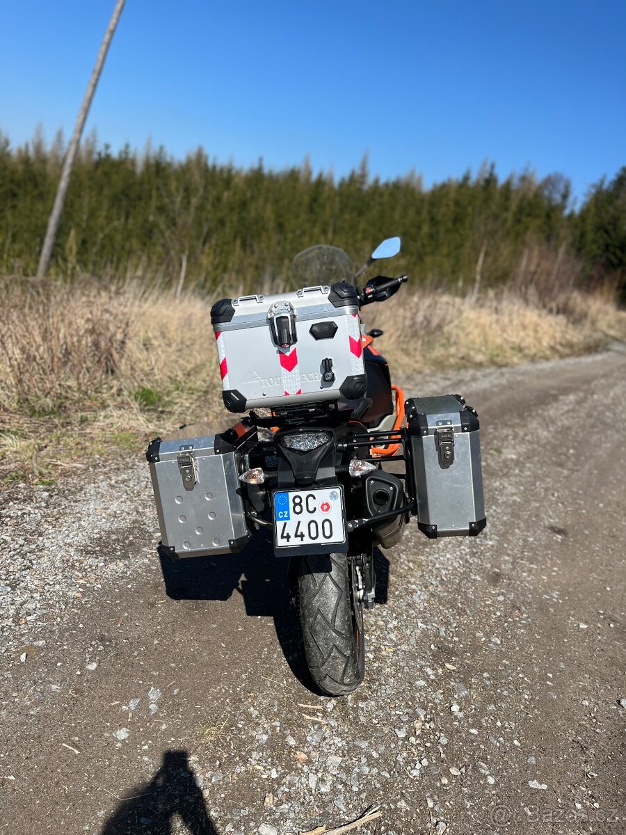 KTM Adventure 1050